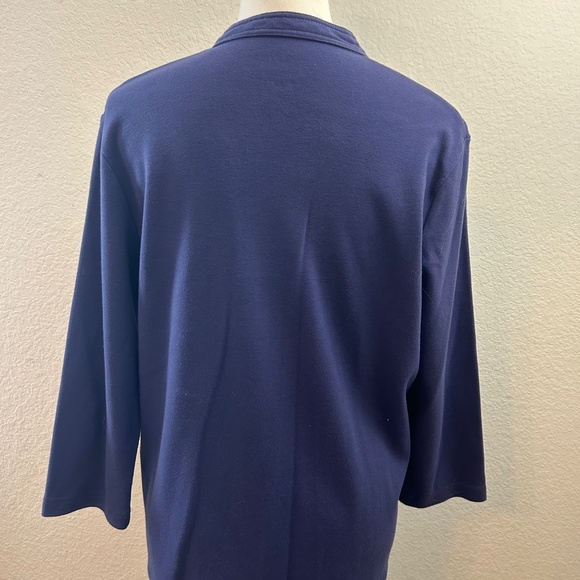 Women’s Ultra Soft Brand Navy Blue 3/4 Length Sleeves w/ Buttons | Size Large - Picture 3 of 10